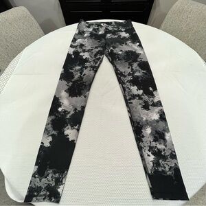 Old Navy Black and Gray Leggings